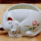 眠り猫のしゃもじ立て