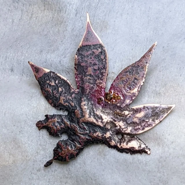 秋のピンズを作ってみました